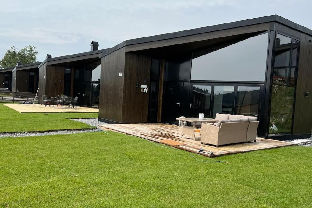Attraktiv & Smart Funkishytte Pa Nes Strandhager. Arnes  Exterior photo